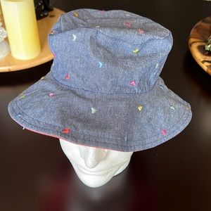 Kids beach hat
